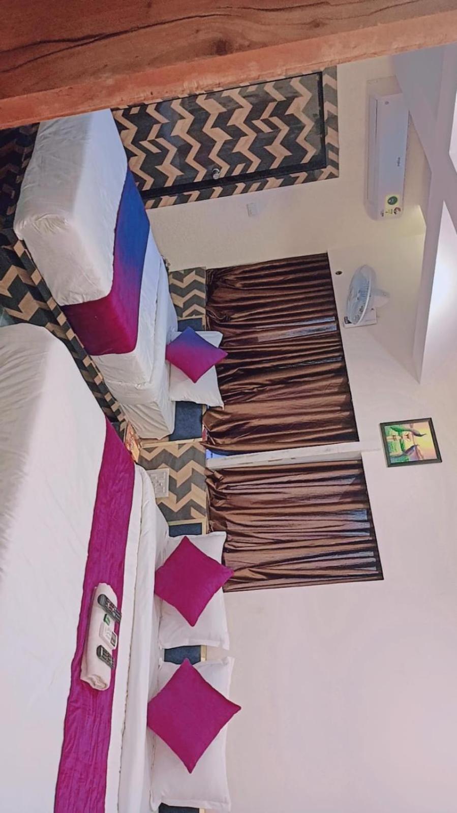 Hotel Karnavati Ahmedabad Exterior photo